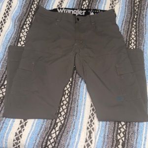 Sz 34x30 Wrangler Flex cargo pants